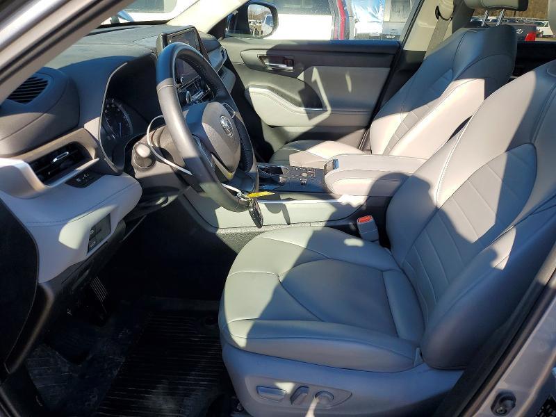 2023 Toyota Highlander Hybrid xle