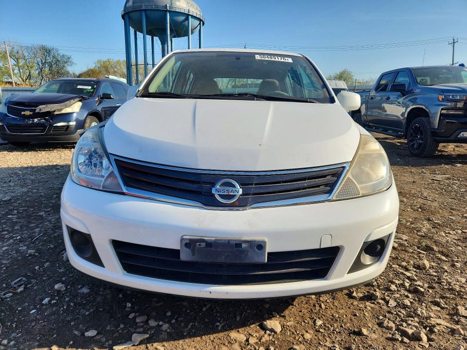 2010 Nissan Versa 1.8 s