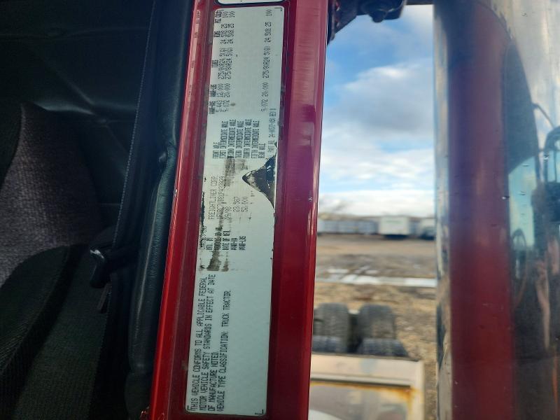 1999 Freightliner FLD120 Semi Truck