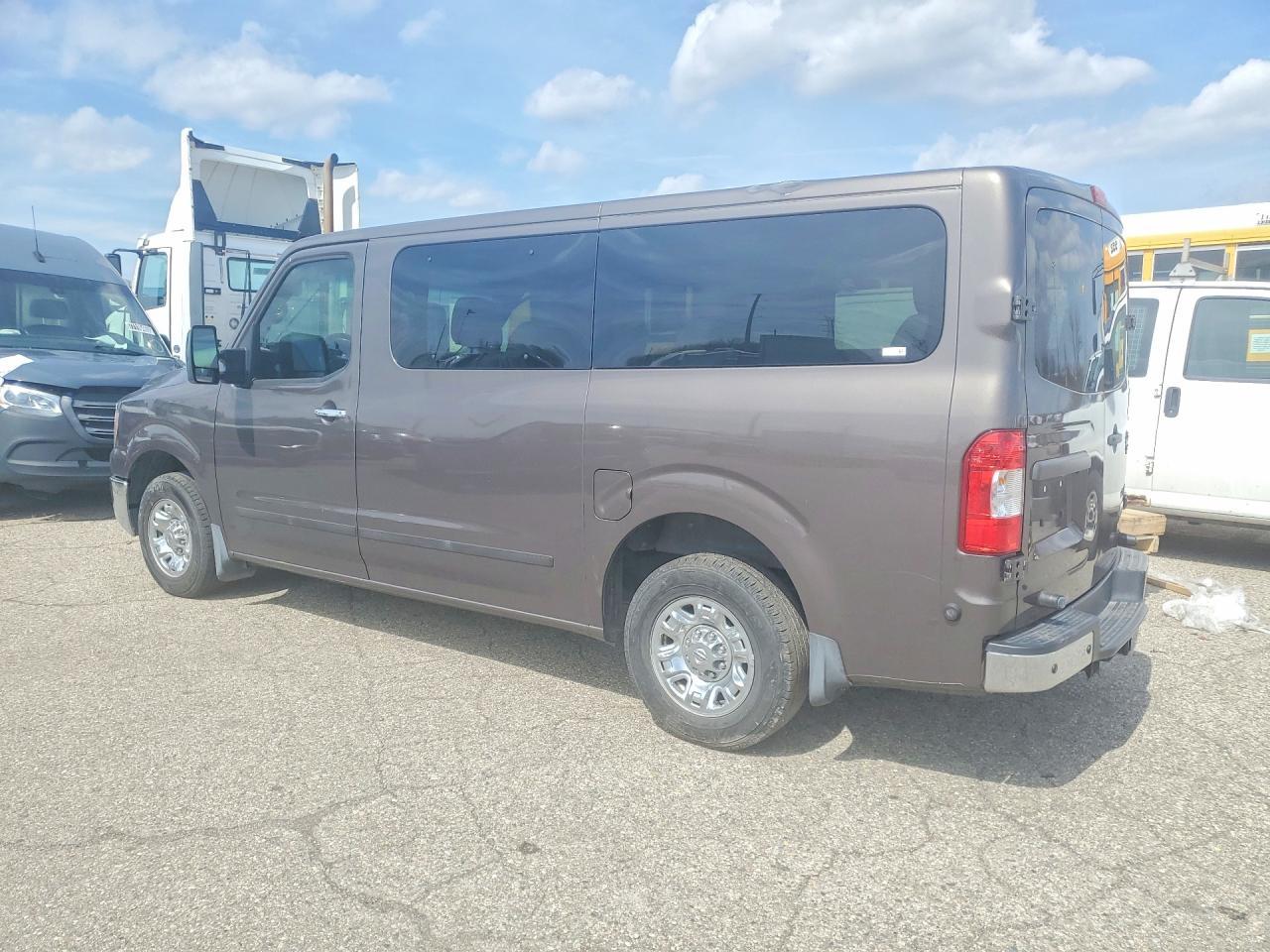 2016 Nissan NV 3500 HD SL