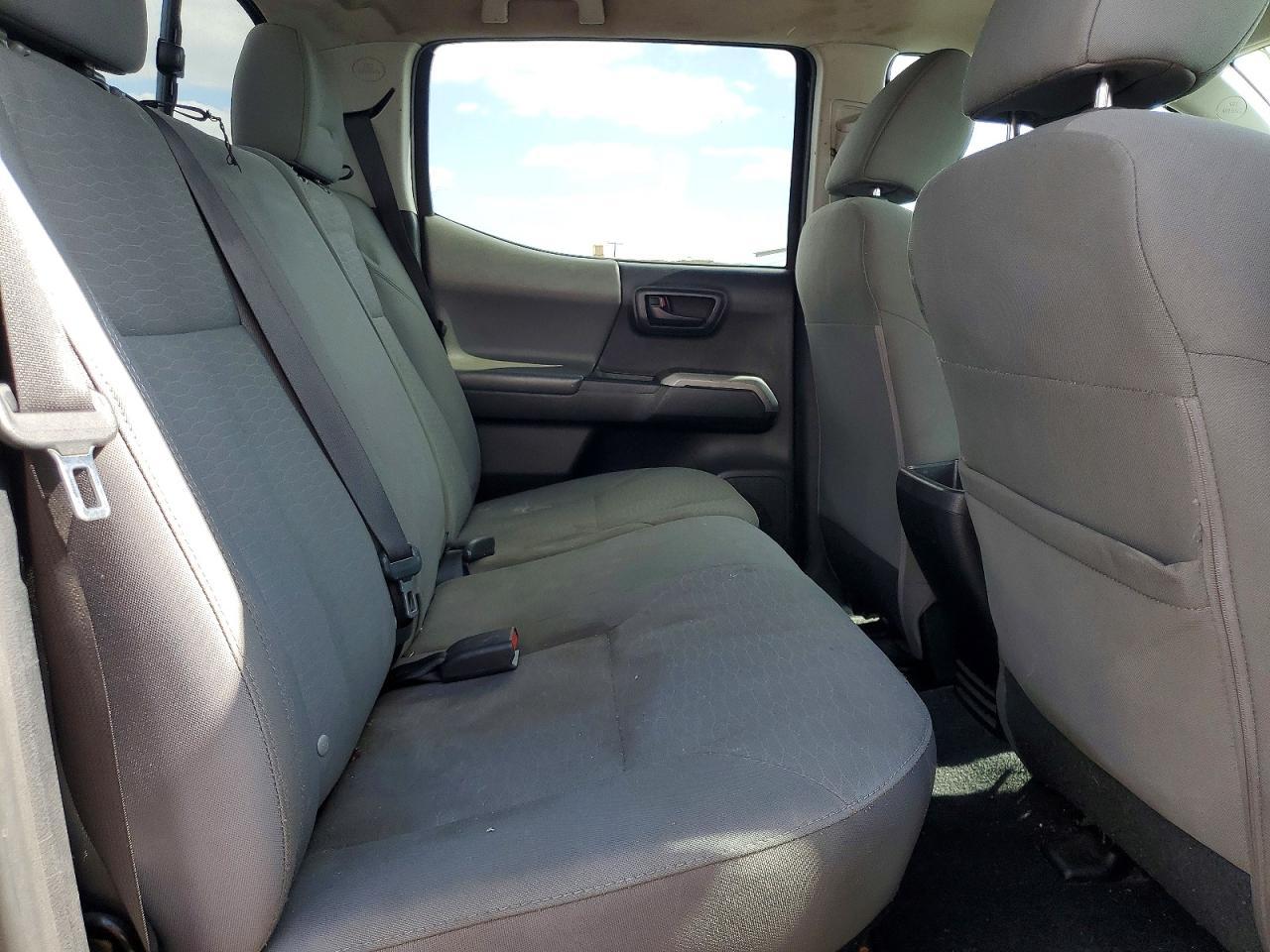 2016 Toyota Tacoma SR5 V6