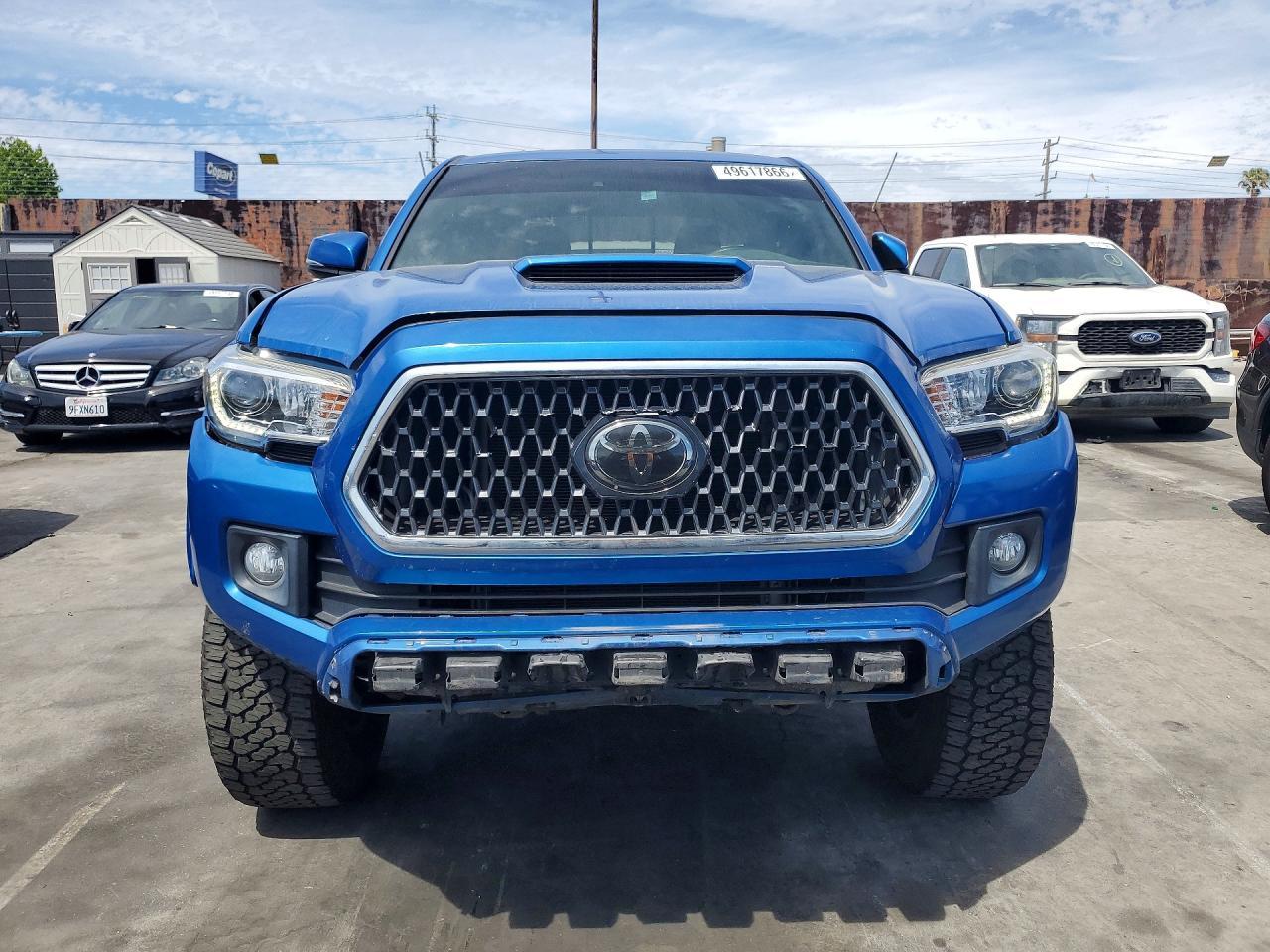 2018 Toyota Tacoma TRD Sport