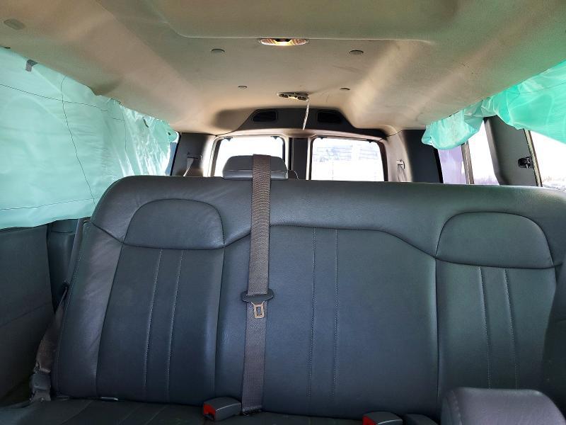 2020 Chevrolet Express G2500 LS