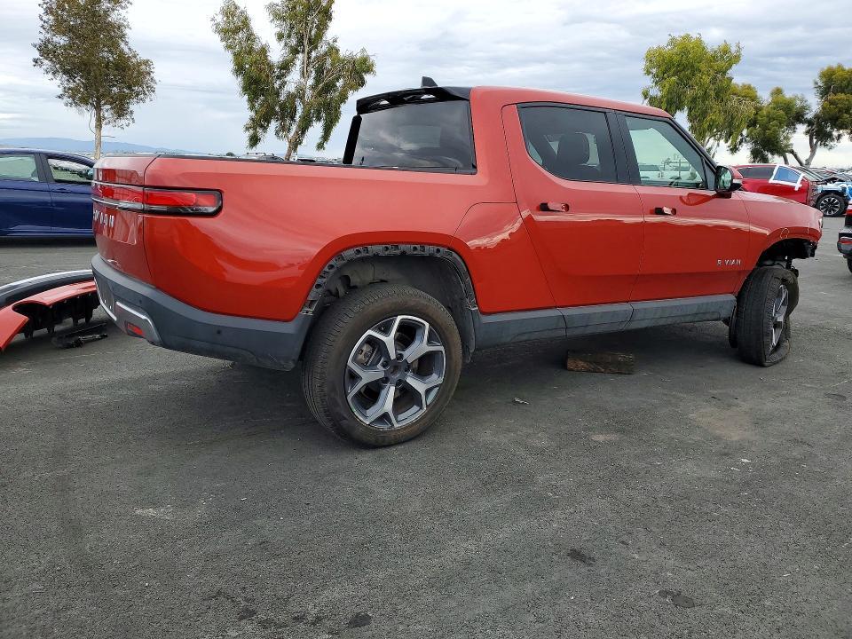 2023 Rivian R1T Adventure