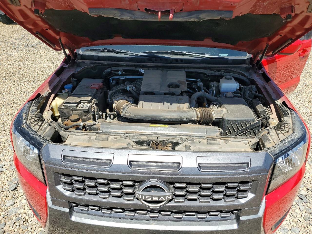 2025 Nissan Frontier SV