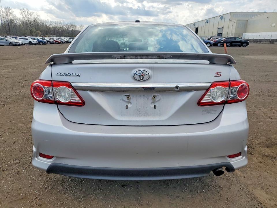 2011 Toyota Corolla s