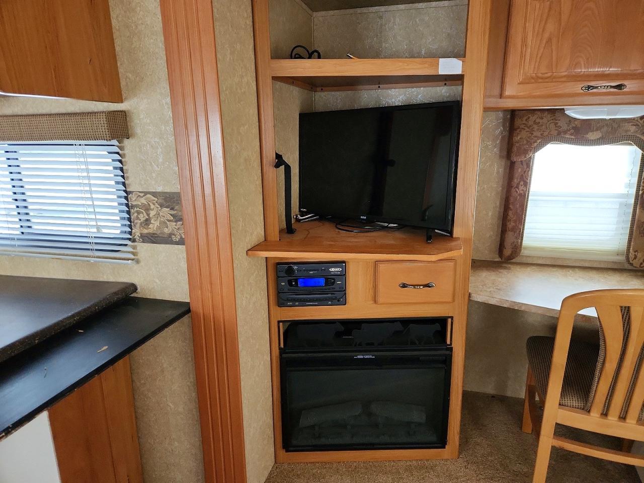 2008 Keystone Laredo