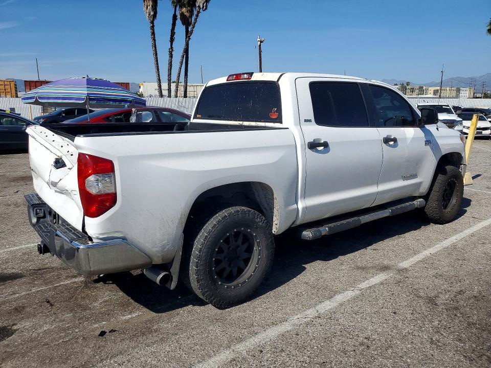 2017 Toyota Tundra SR5