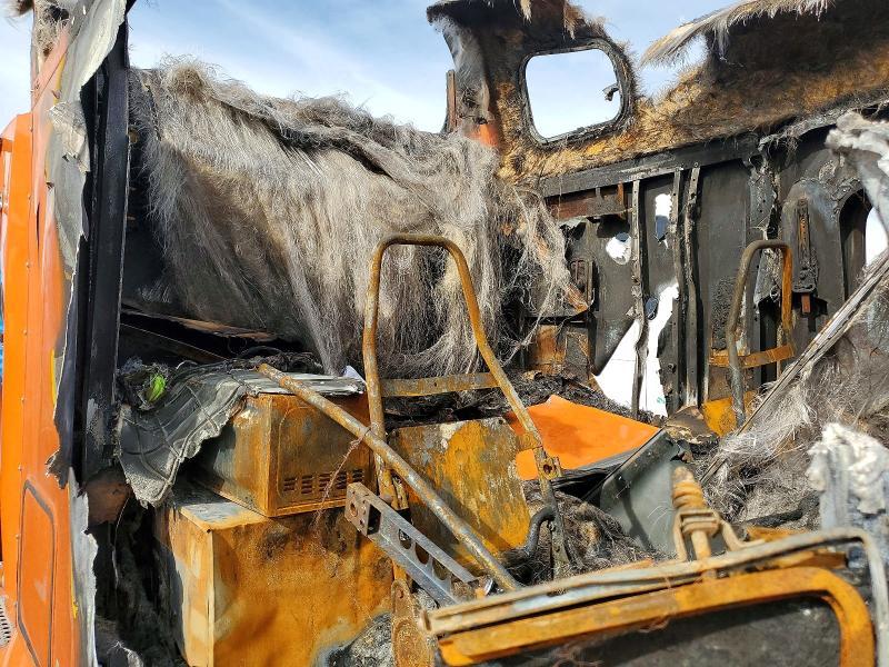 2009 Freigliner 2009 Freightliner Conventional ST120 Semi Truck