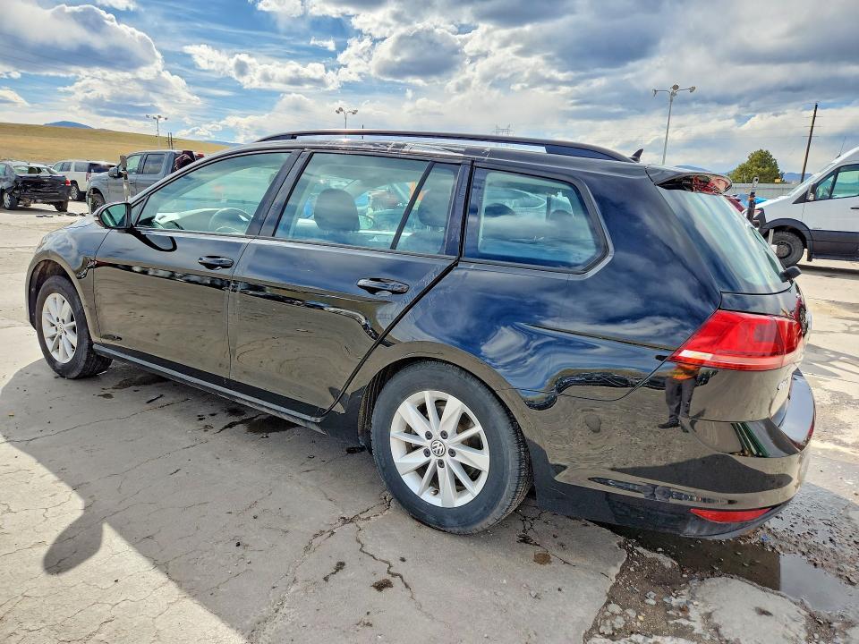 2016 Volkswagen Golf Sportwagen s