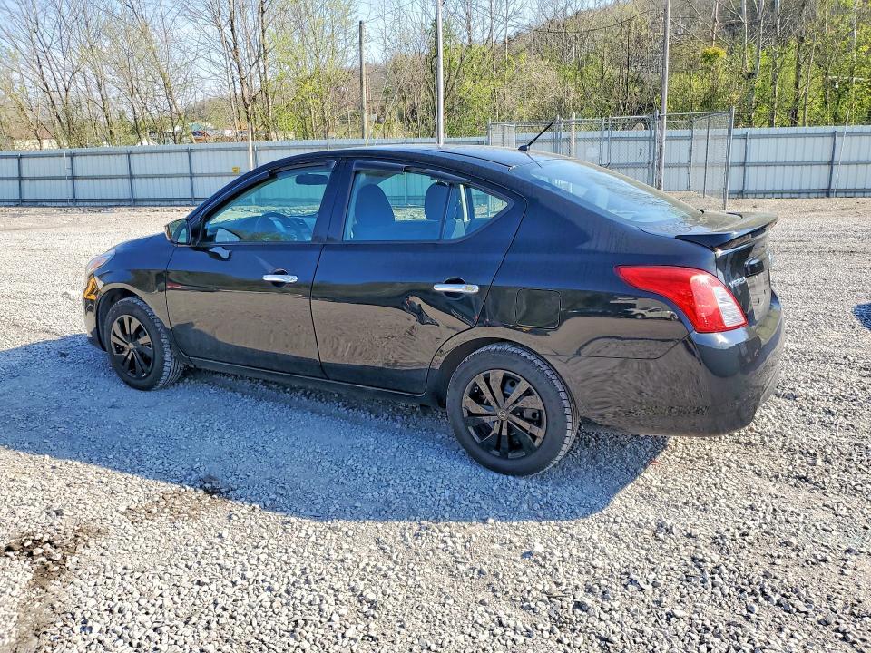 2019 Nissan Versa sv