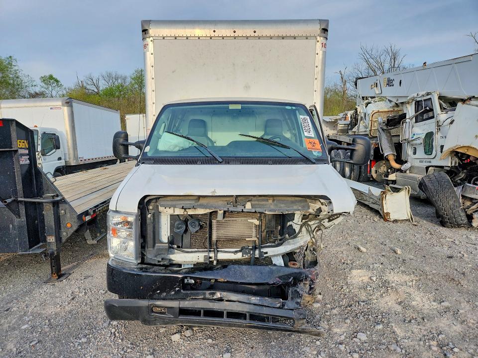 2019 Ford E350 BOX Truck
