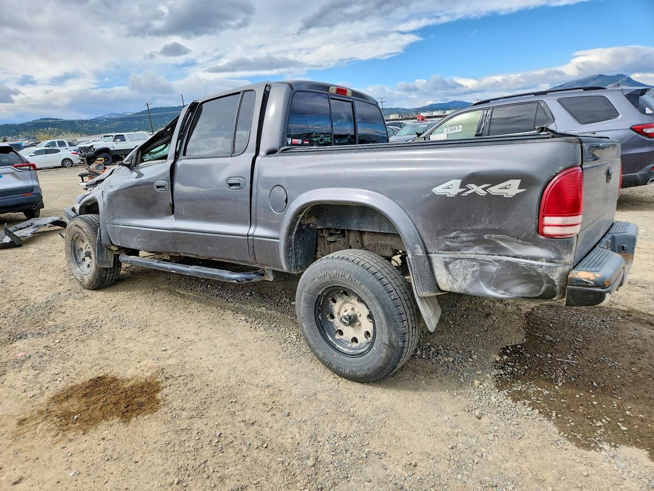 2003 Dodge Dakota Quad Sport