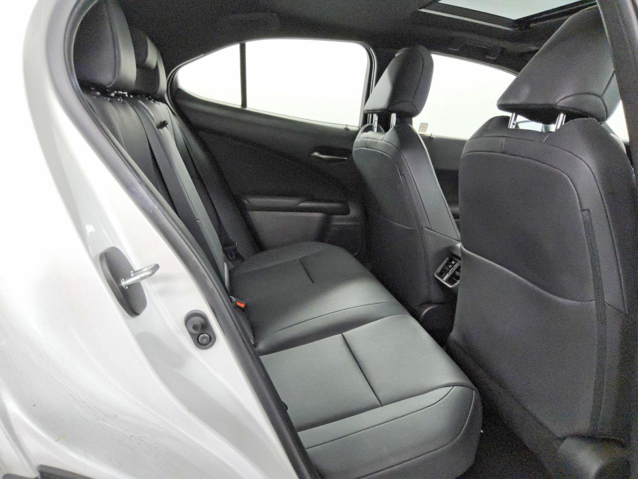 2024 Lexus Ux 250h Base