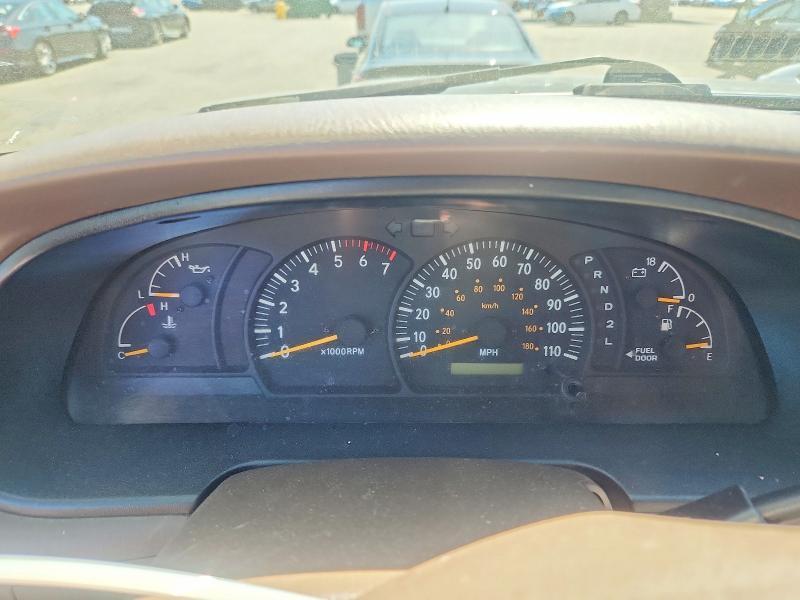 2002 Toyota Tundra SR5 V8