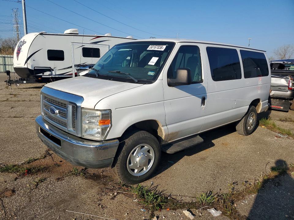 2010 Ford Econoline E350 Super Duty Wagon