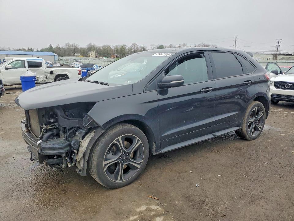 2019 Ford Edge st