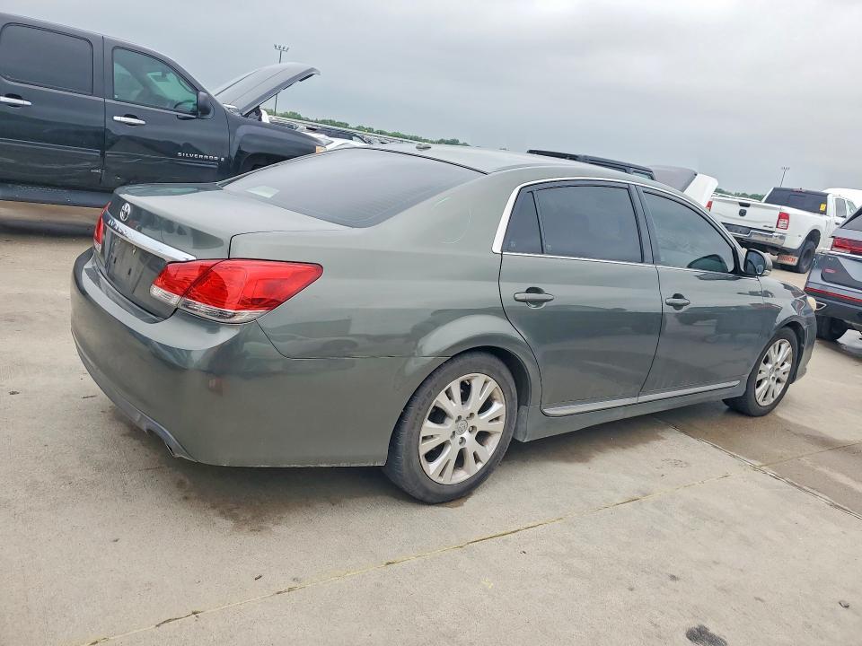 2011 Toyota Avalon Base