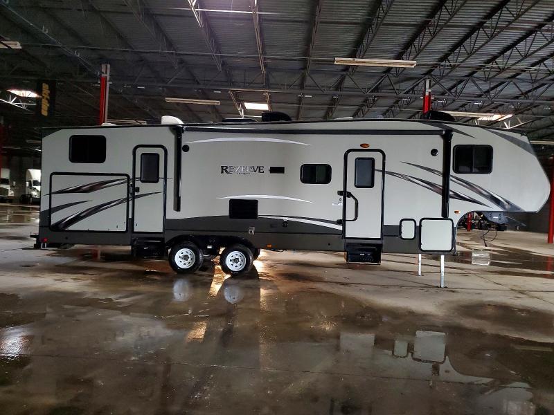 2016 Crossroads RV Rezerve