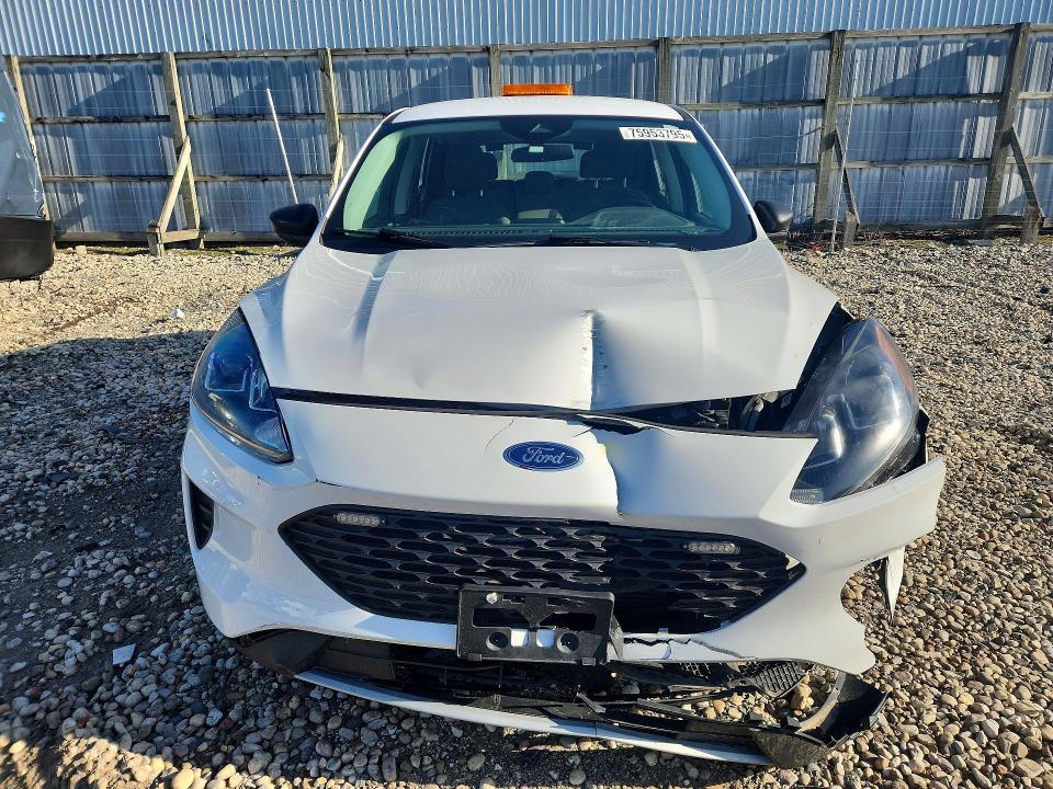 2022 Ford Escape s