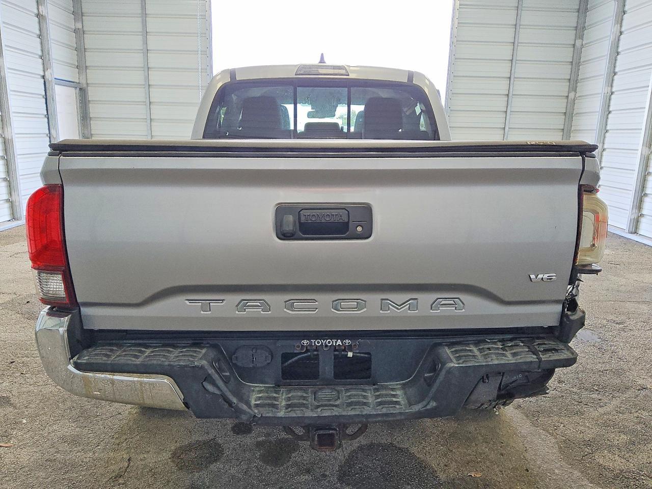 2020 Toyota Tacoma SR5 V6