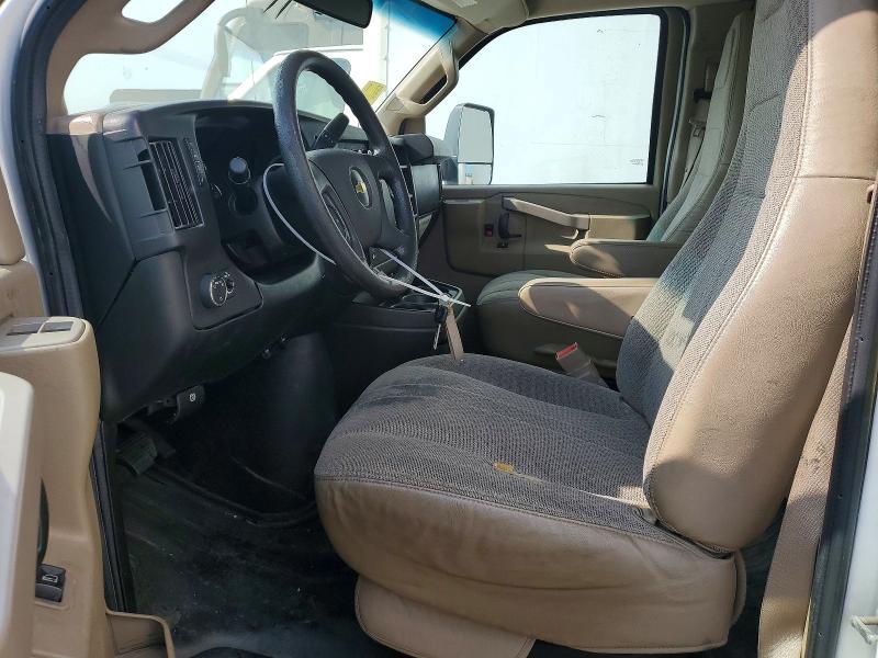 2018 Chevrolet Express Refrigerated BOX Truck