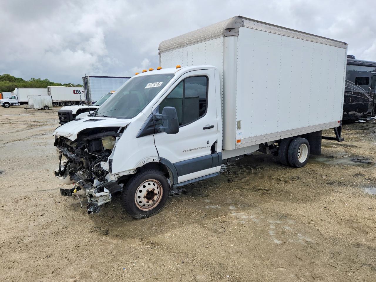 2018 Ford Transit BOX Truck