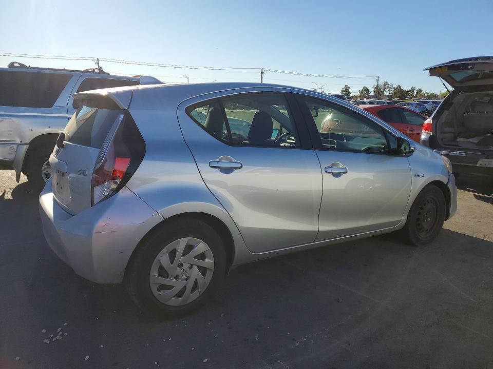 2016 Toyota Prius c two