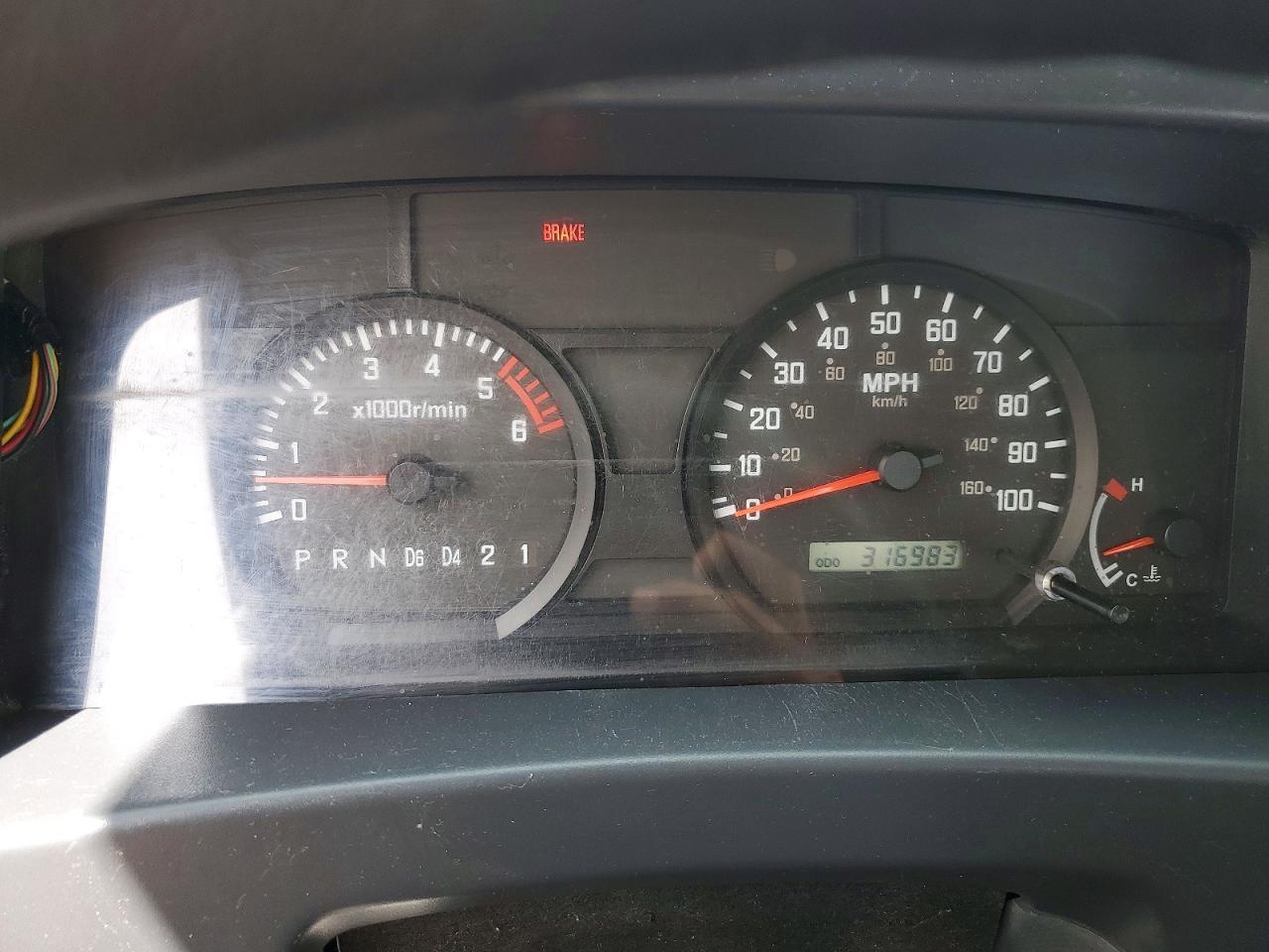 2016 Isuzu NPR HD Flatbed Truck