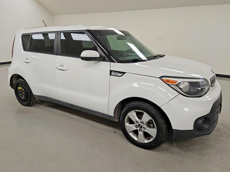 2017 KIA Soul Base