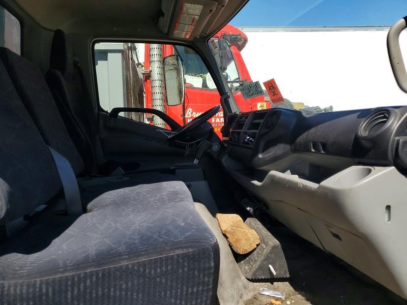 2018 Hino 195 Refrigerated BOX Truck