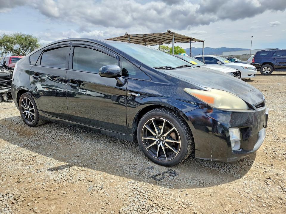 2010 Toyota Prius iii
