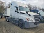 2020 Freigliner 2020 Freightliner Cascadia 126 Semi Truck