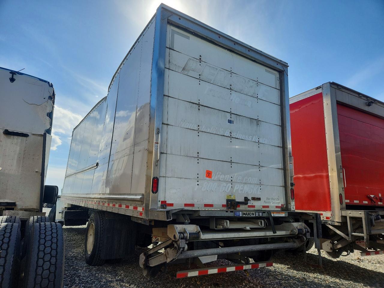 2023 Freigliner 2023 Freightliner Business Class M2 BOX Truck