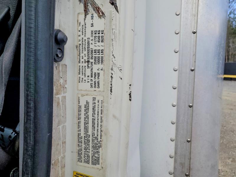 2008 Hino 268 BOX Truck