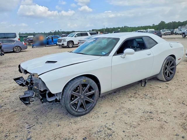 2016 Dodge Challenger sxt
