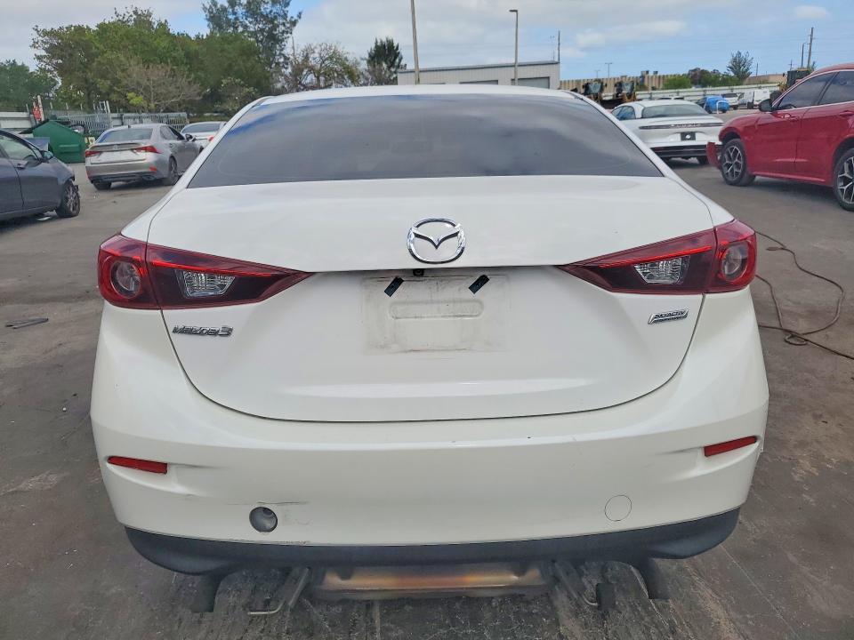 2017 Mazda 3 Sport