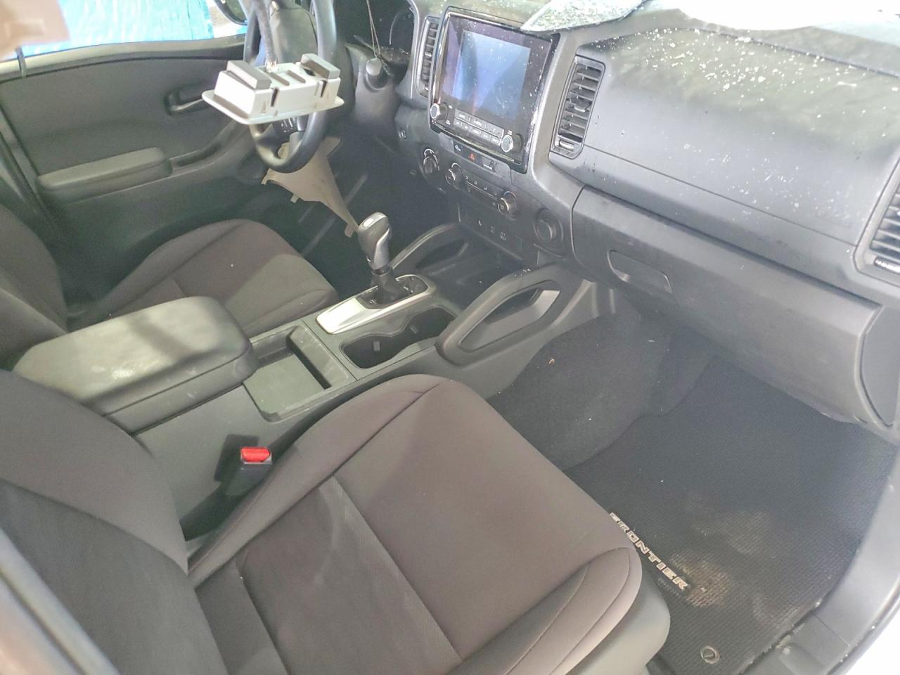 2024 Nissan Frontier S