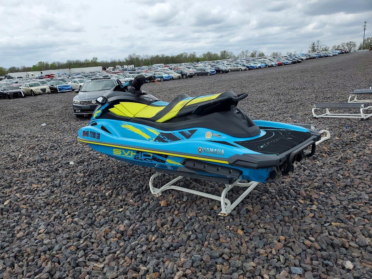 2022 Yamaha Waverun 3