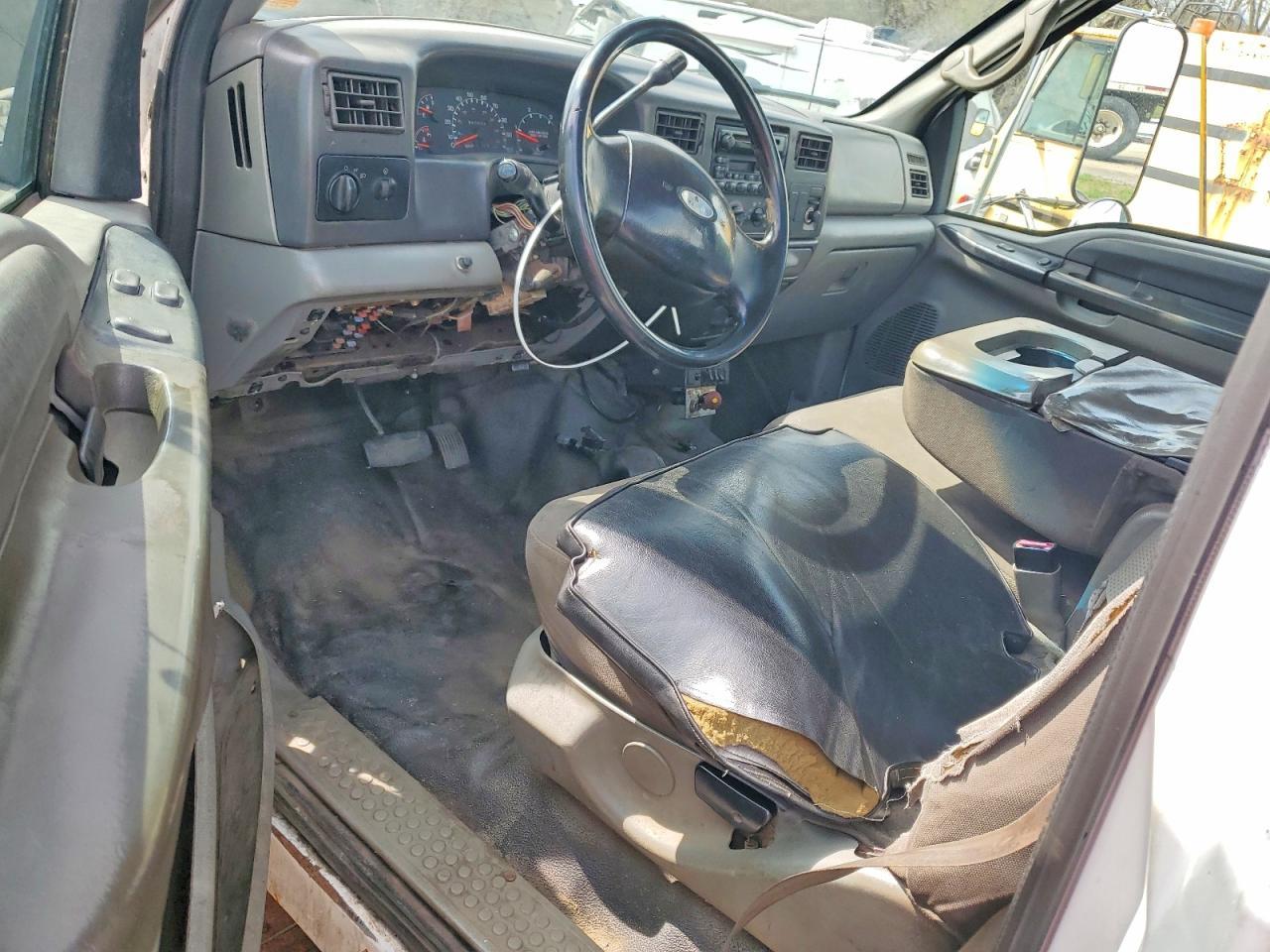 2008 Ford F650 Super Duty Rollback Truck