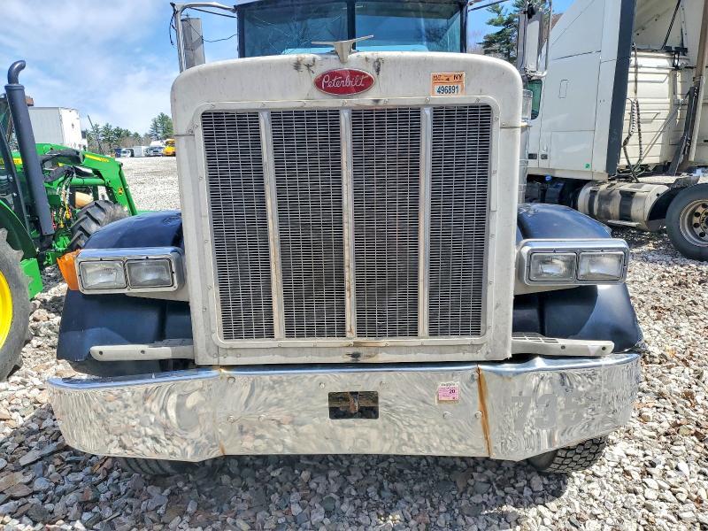 2007 Peterbilt 379 Semi Truck