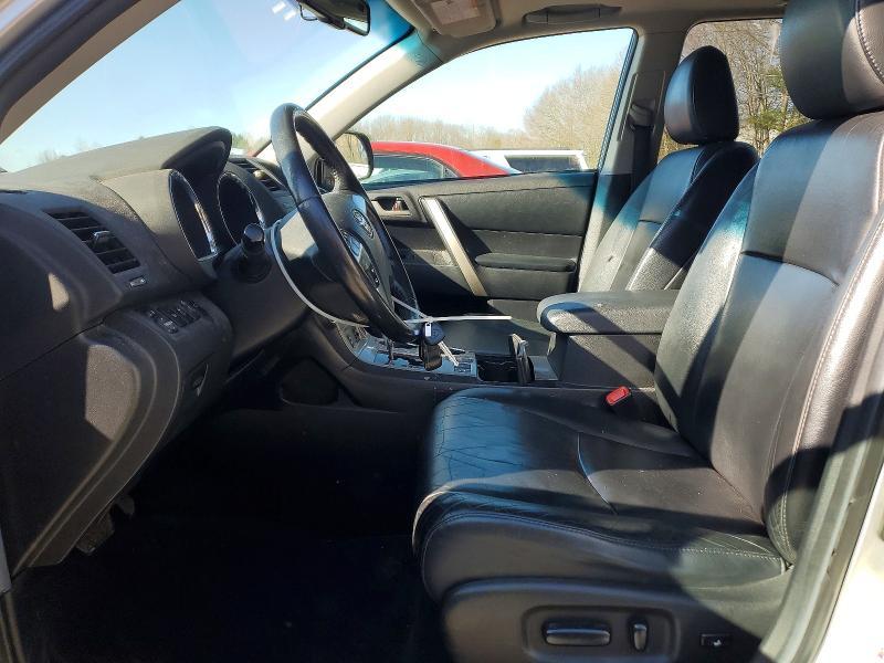 2011 Toyota Highlander se
