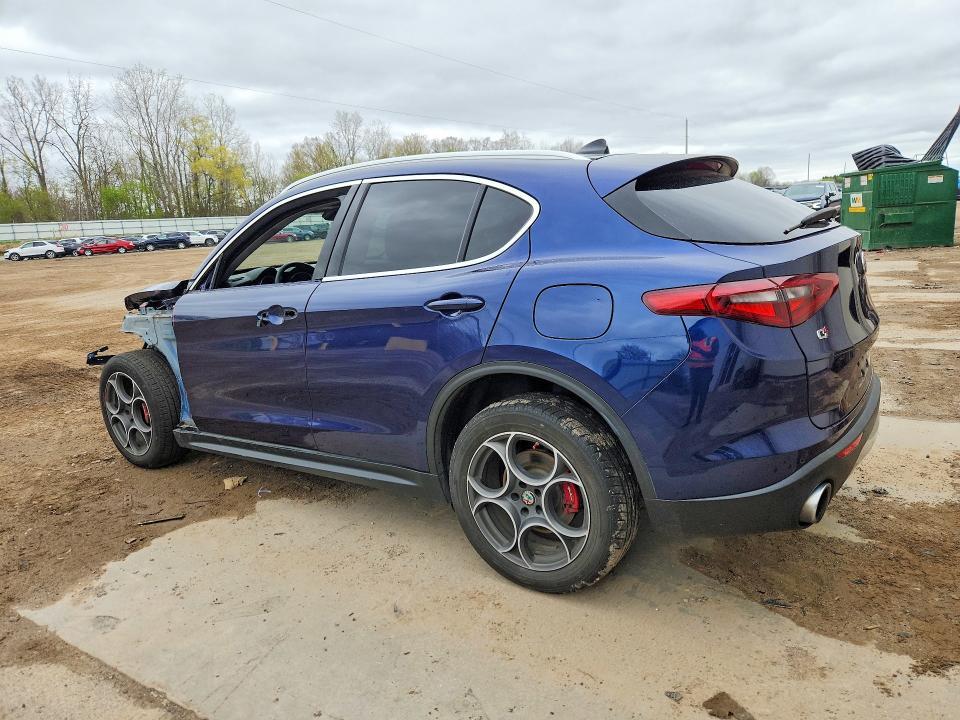 2019 Alfa Romeo Stelvio ti