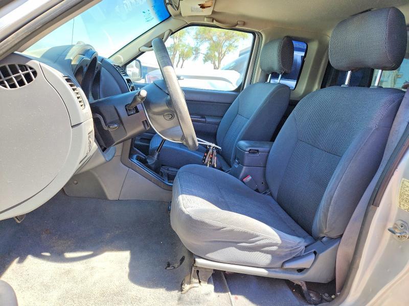 2004 Nissan Frontier King cab xe
