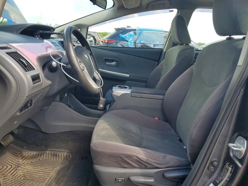 2014 Toyota Prius v two