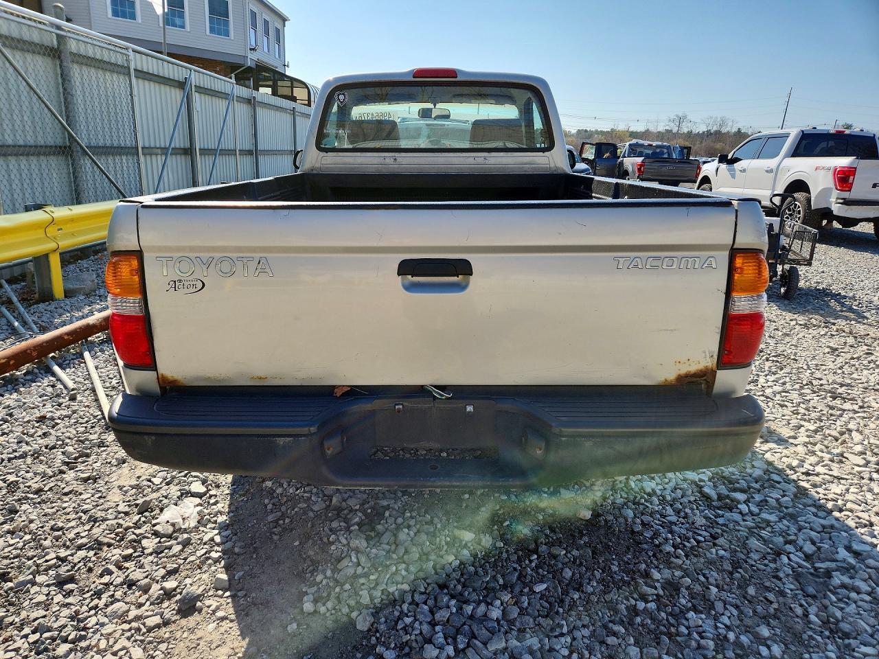2003 Toyota Tacoma Base