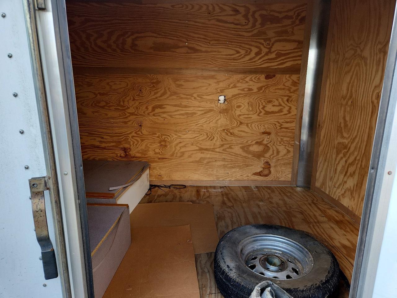 2007 Foresriver 2007 Forest River Continental Cargo Enclosed Cargo