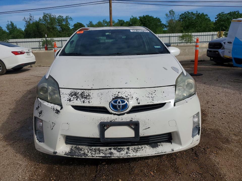2010 Toyota Prius ii