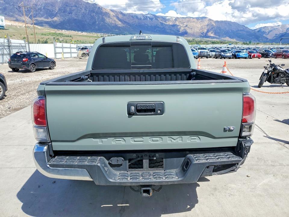 2022 Toyota Tacoma trd Off-road
