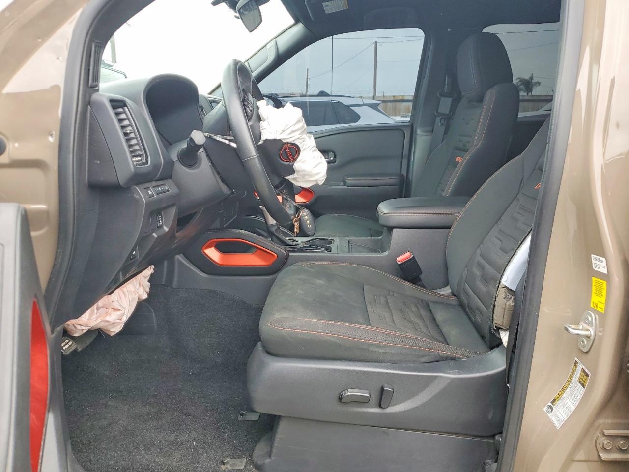 2024 Nissan Frontier PRO-4X